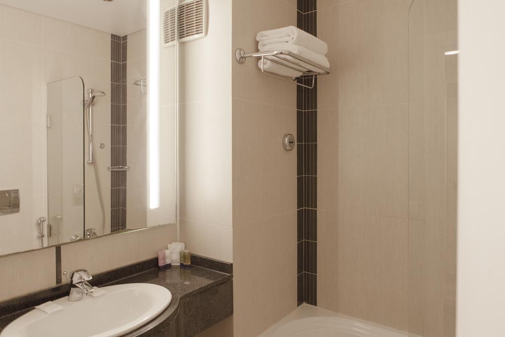 Standard Single Room,959523583:JPEG